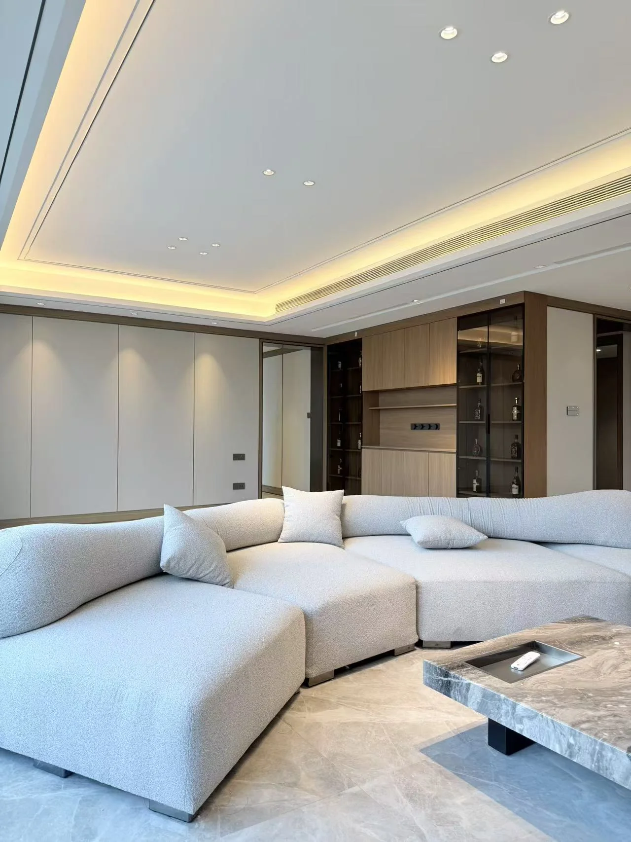 Laurel Oriental I
